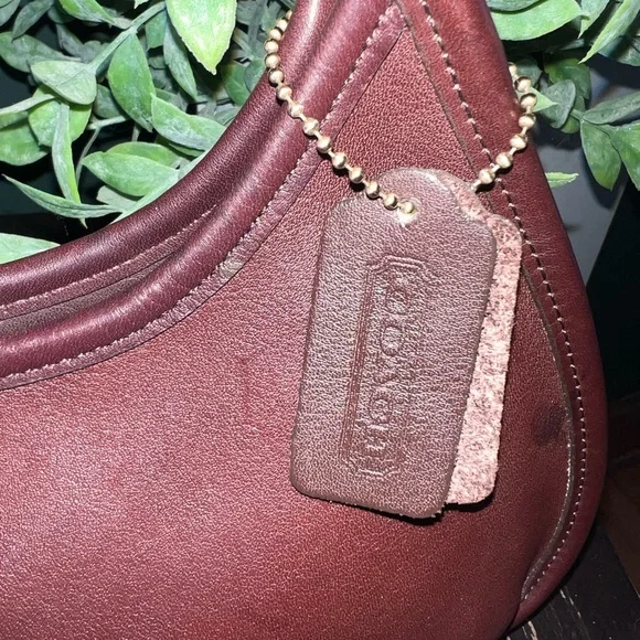 Vintage Coach Mahogany Mini Ergo Leather Handbag - Picture 3 of 10